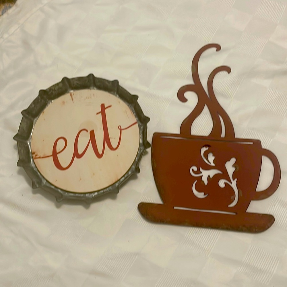 Kitchen decor- red